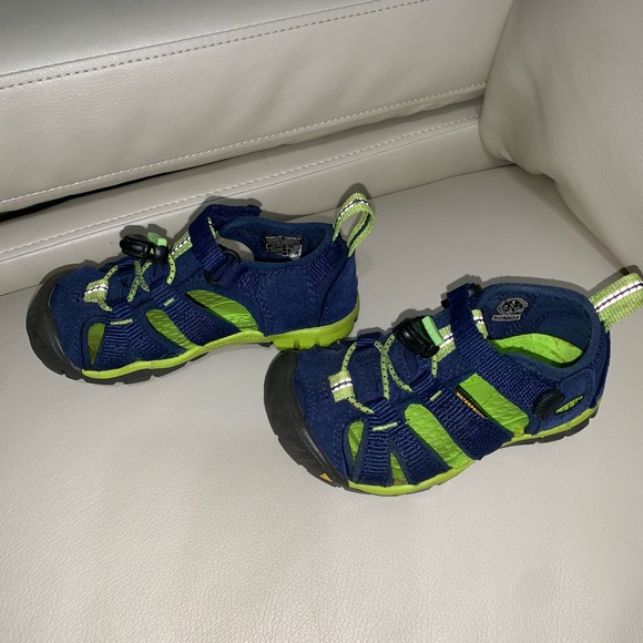 SOLD - Picture 3 of 7